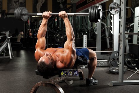 Close-Grip-Bench-Press_MG_4320