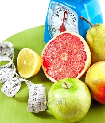 �˶�ǰ��4��ʳ�����ý���Ч���ӱ�