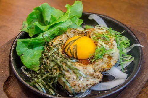 Chicken Steak with Eggs and vegetable