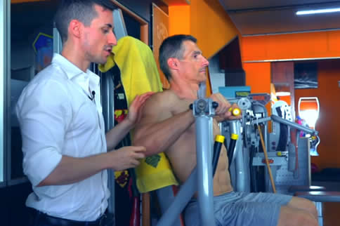 ��������