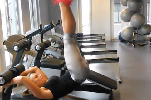 ���Ծ���