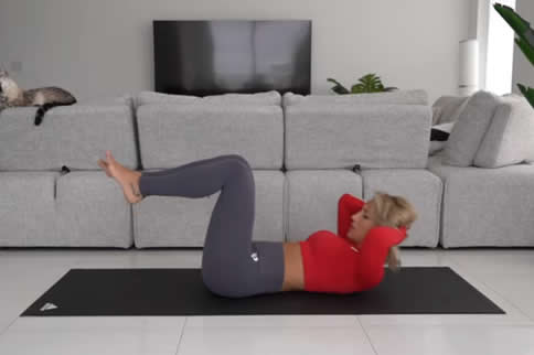 ���Ծ���